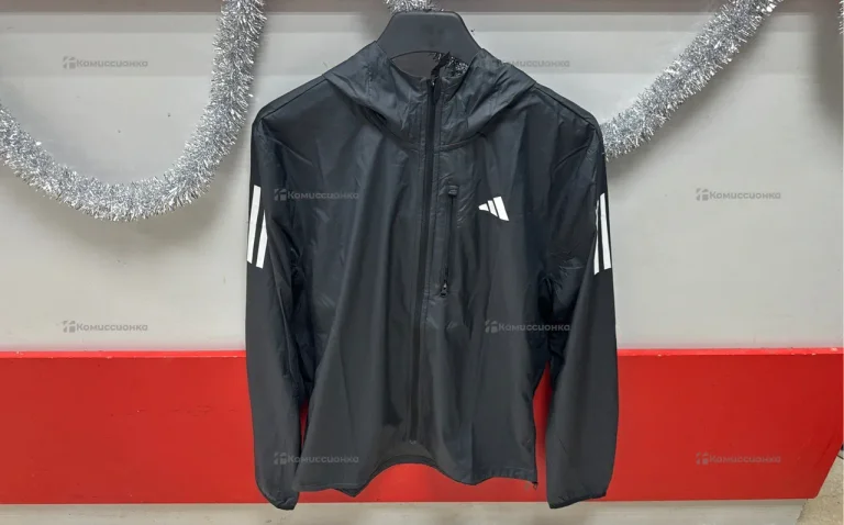 Куртка Adidas S