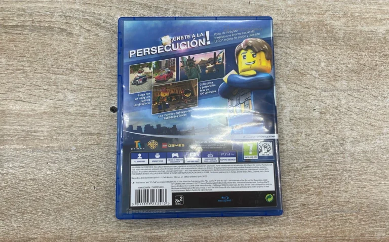 PS4.  LEGO CITY Undercover