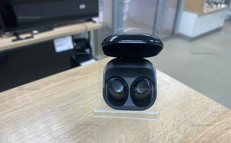 Наушники  Samsung galaxy buds core