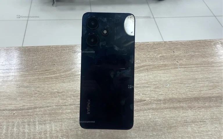 Infinix Hot 30i 4/64 ГБ