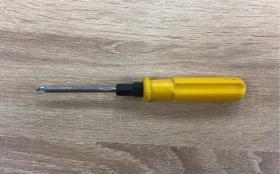 Крестовая отвертка