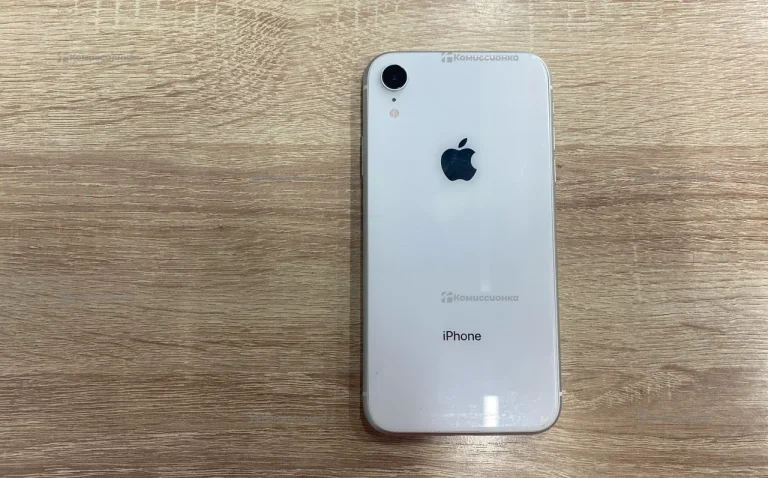 Apple iPhone XR 3/64 ГБ