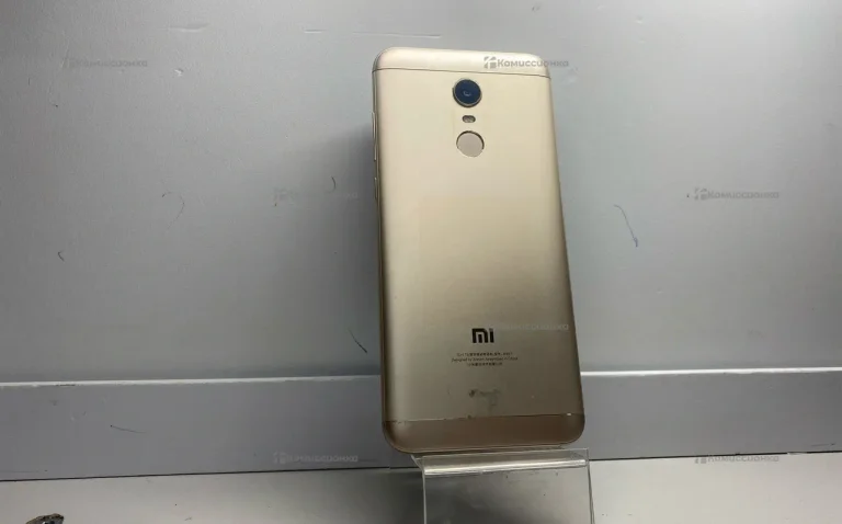 Xiaomi Redmi 5 Plus 3/32 ГБ
