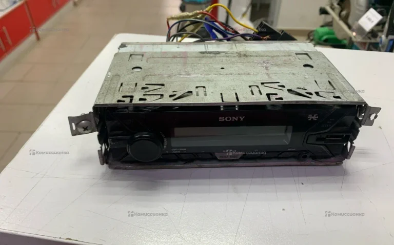 Автомагнитола  Sony DSX-A100U