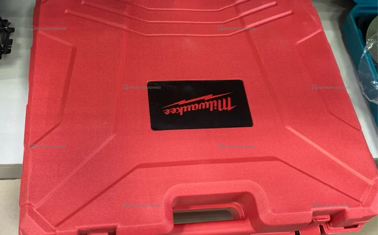 набор Milwaukee 4 в 1