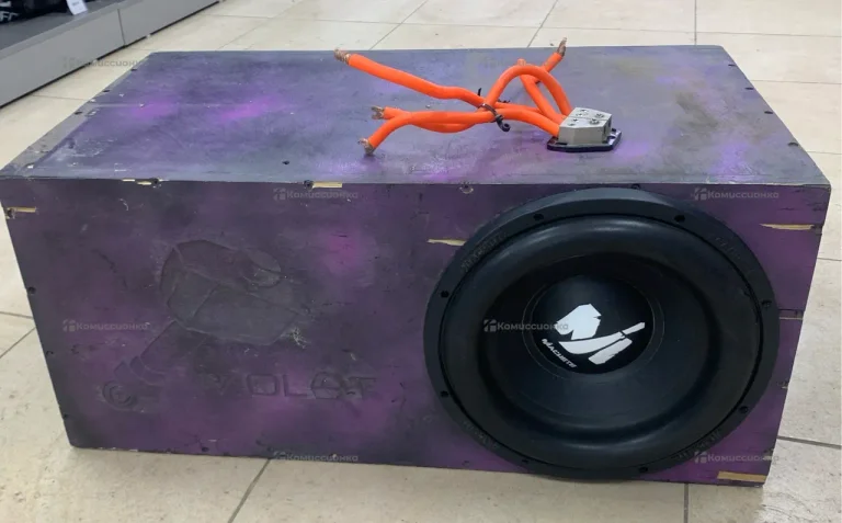 Сабвуфер  MACHETE 12D2