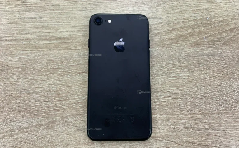 Apple iPhone 7 2/32 ГБ