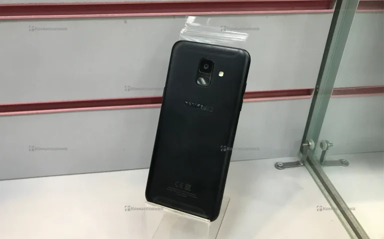 Samsung Galaxy A6 (2018) 3/32 ГБ