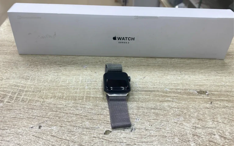 Часы Apple Watch Series 3 38mm