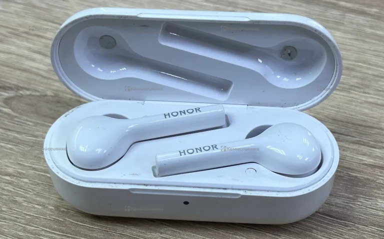 Наушники  Honor