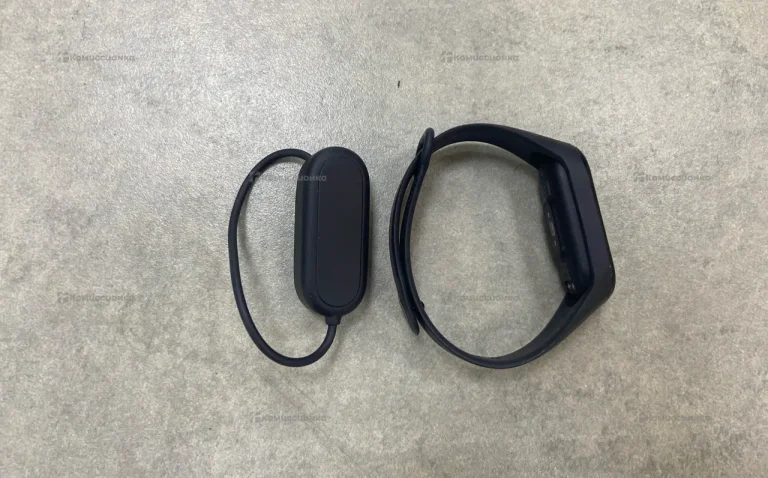 Часы  xiaomi mi band 4