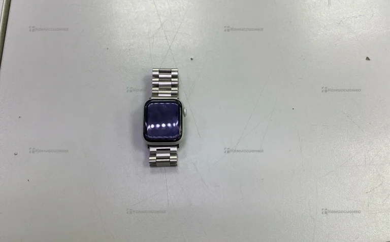 Часы Apple Watch Series 4