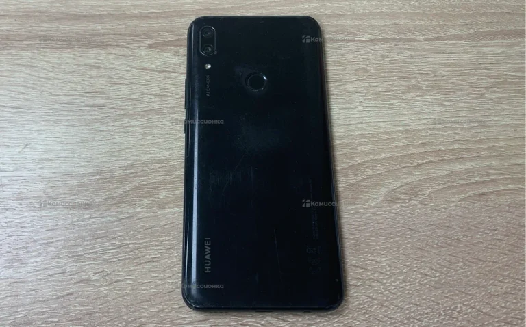 Huawei P smart 4/64 ГБ