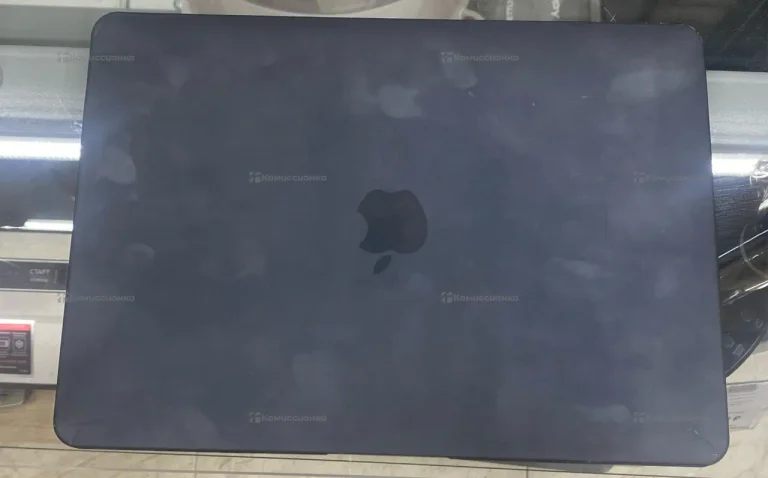 MacBook 12 2016 Intel m3 8/256gb