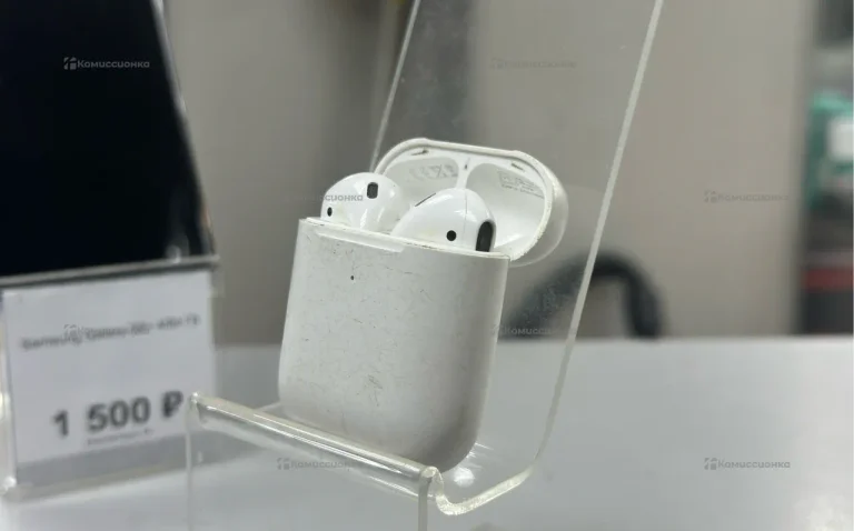 Наушники  Apple AirPods