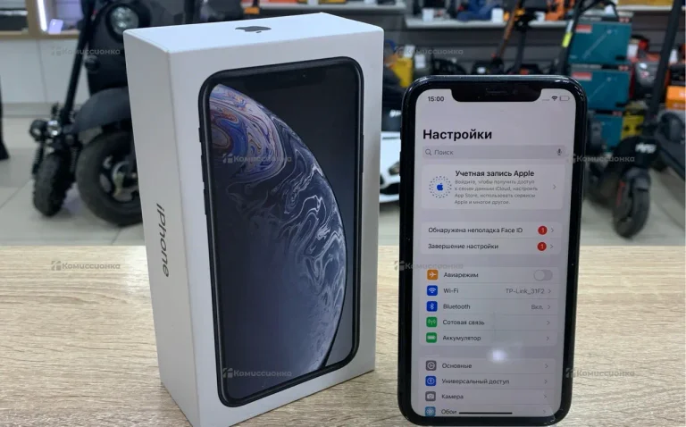 Apple iPhone XR 3/64 ГБ