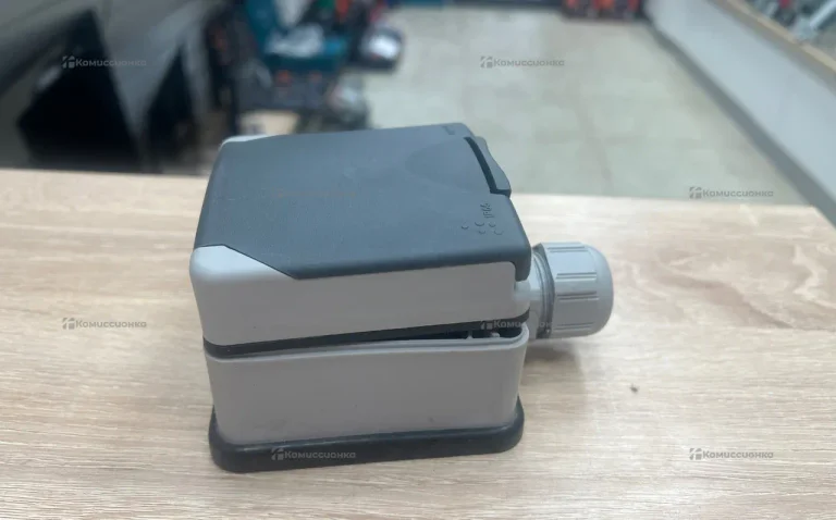 Силовая розетка Legrand 091657