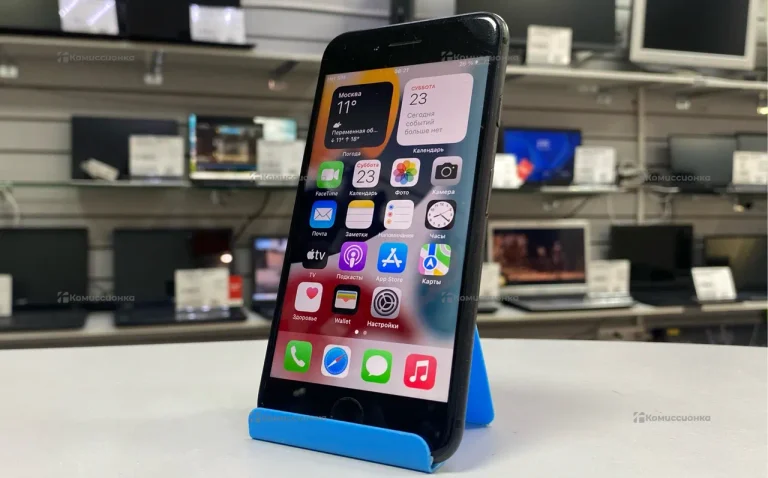 Apple Apple iPhone 7 128 GB