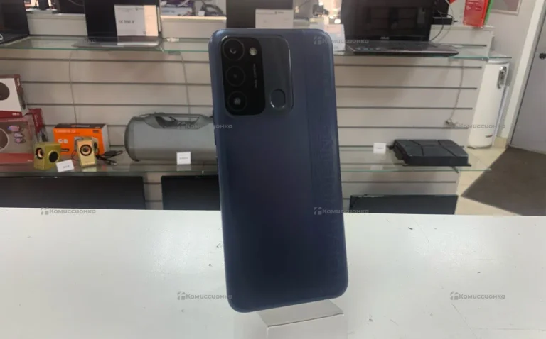Tecno Spark 8C 4/64 ГБ