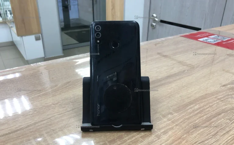 Honor 10 Lite 3/64 ГБ