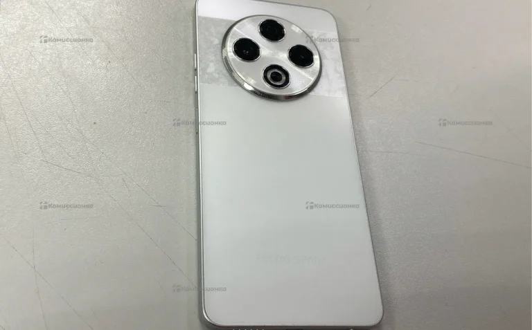 Tecno Spark 30 8/128 ГБ