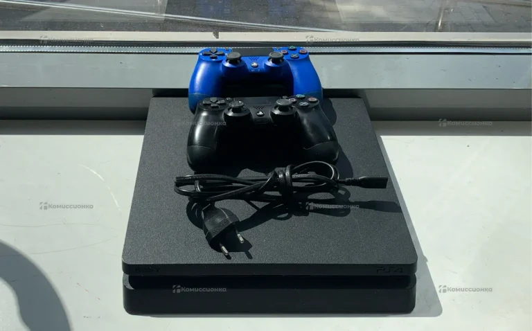 Приставка PS4. slim 500 Gb