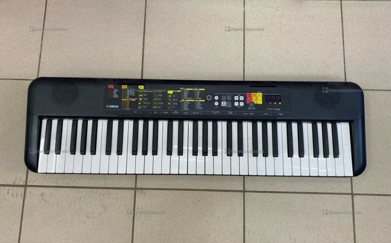 Синтезатор Yamaha PSR-F52