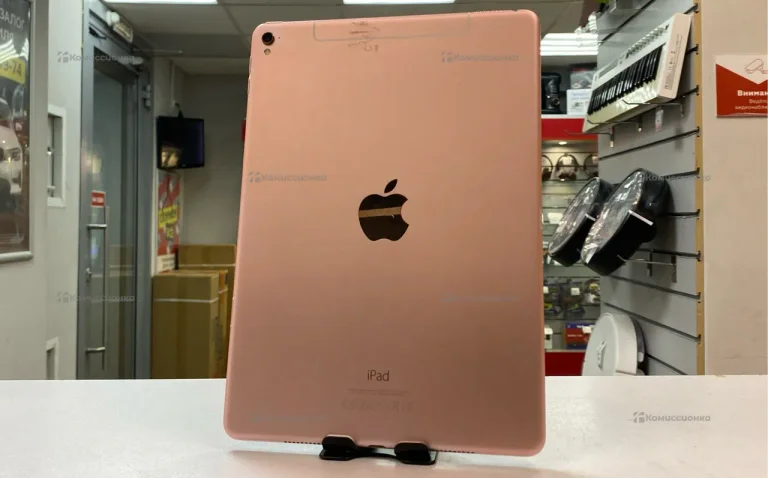 Планшет Apple iPad Pro 9.7 256Gb Wi-Fi