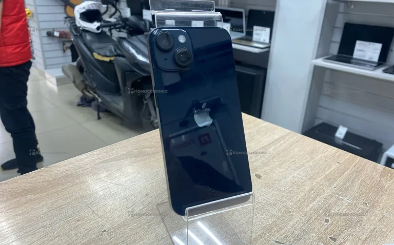 Apple iPhone 14 6/128 ГБ