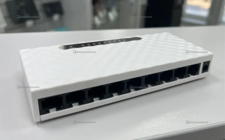 Интернет коммутатор Megabit 9 port