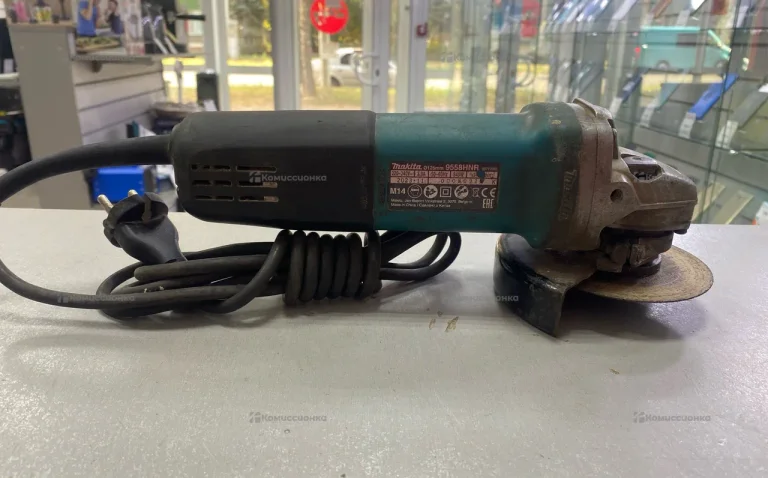 УШМ makita 9558 HNR