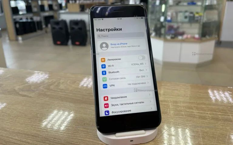 Apple iPhone 7 2/32 ГБ