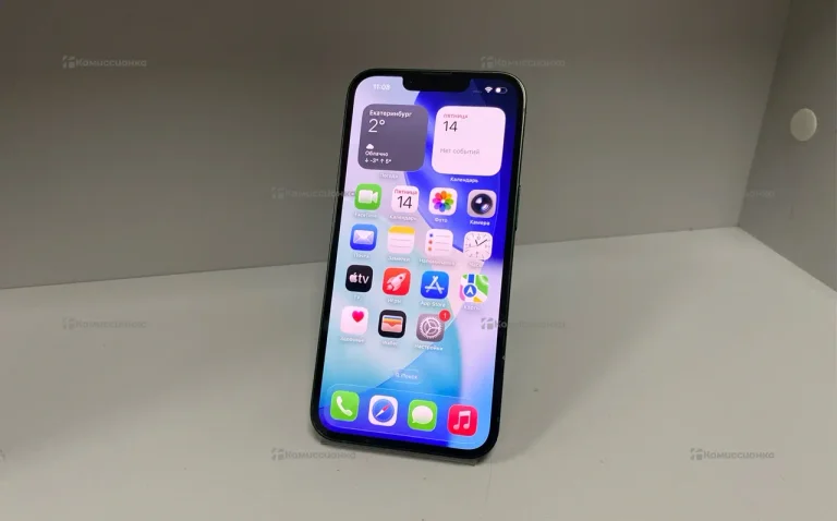 Apple iPhone 13 4/128 ГБ