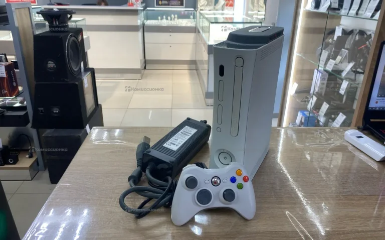 Приставка Xbox 360