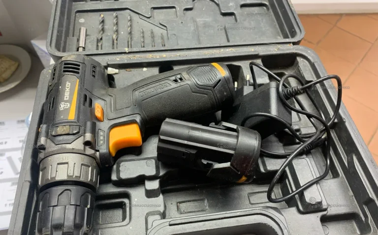 CCD12DU3 шуруповерт деко