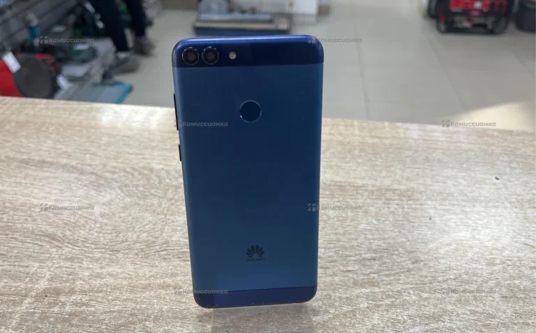 Huawei P smart 3/32 ГБ