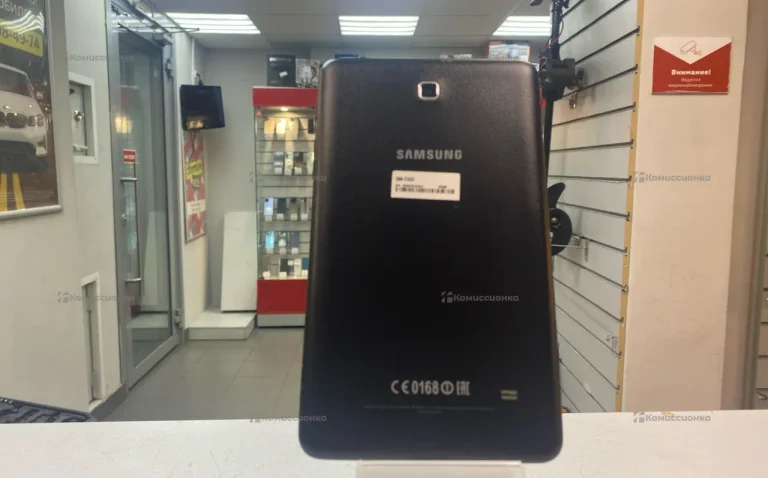 Планшет Samsung Galaxy Tab 4 7.0 SM-T230 8Gb