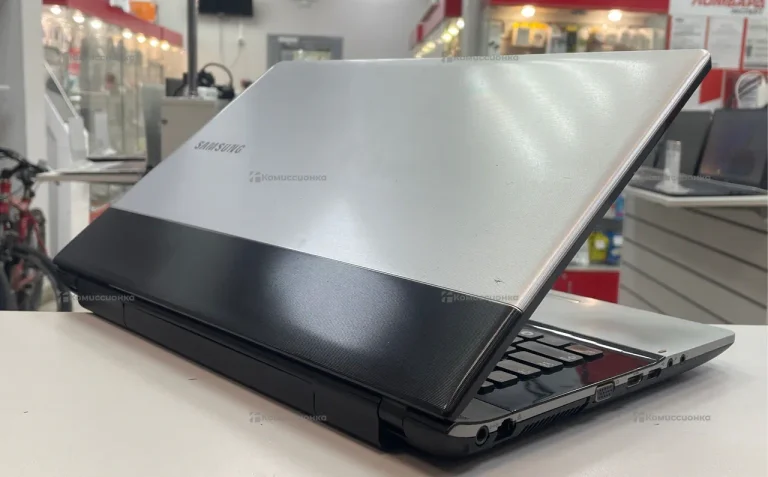 Ноутбук Samsung EP3007A
