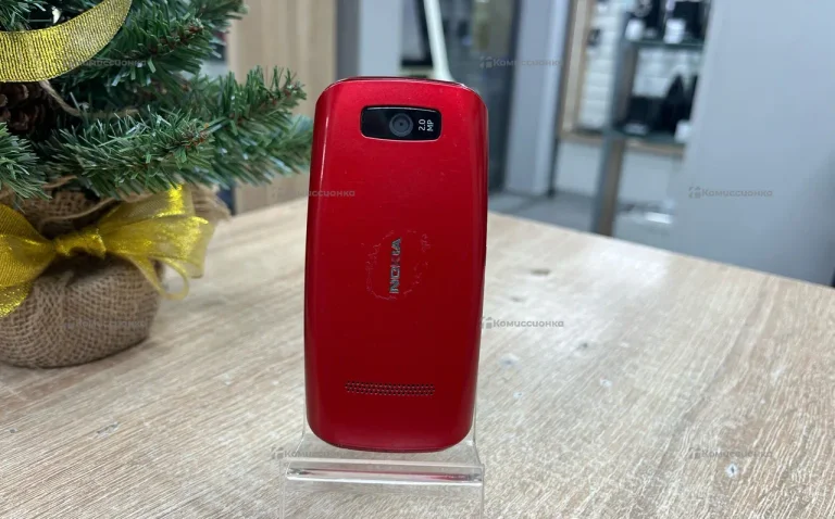 Nokia Asha 305