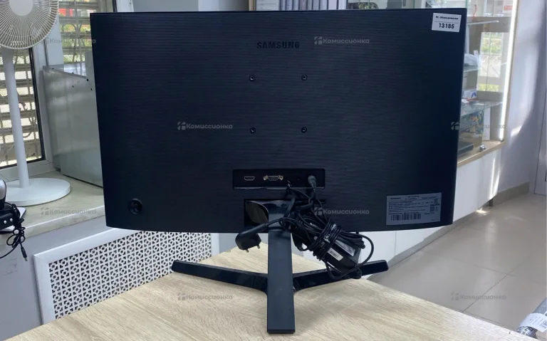 Монитор Samsung LC24F396FH