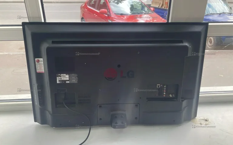 Телевизор LG 42LNN613V