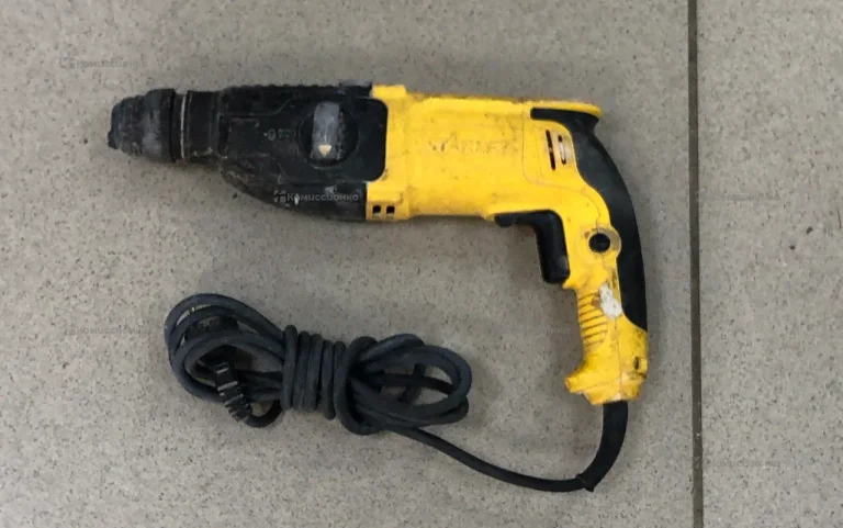 Перфоратор STANLEY STHR263K