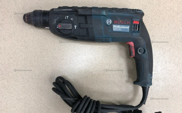 перфоратор Bosch GBH 240