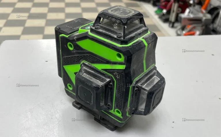 Лазерный нивелир Green 4D china