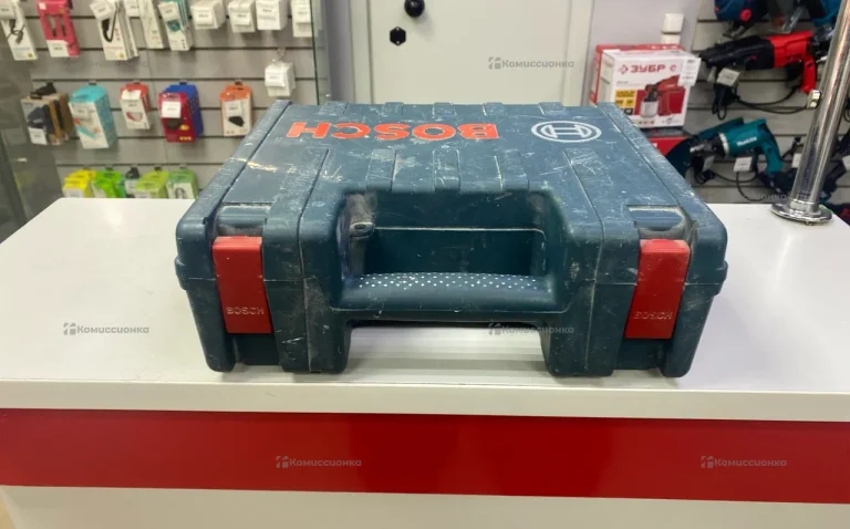 Лазерный уровень Bosch GCL 2-15 G.