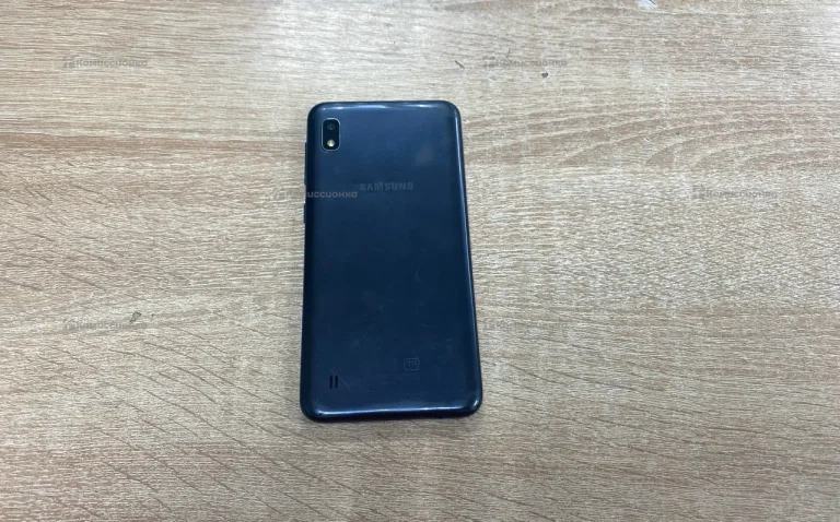 Samsung Galaxy A10 2/32 ГБ