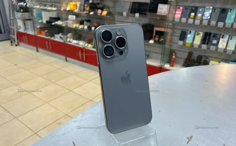 Apple iPhone 15 Pro 8/128 ГБ