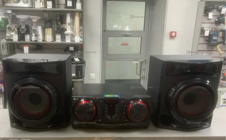 Музыкальный центр  LG CJ44