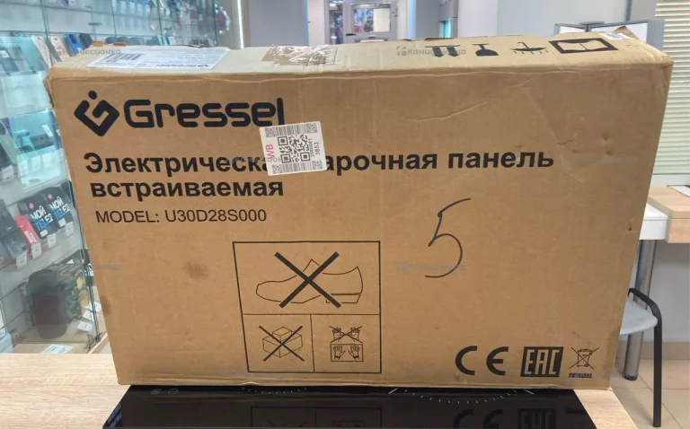 Электрическая варочная поверхность u30d28s000