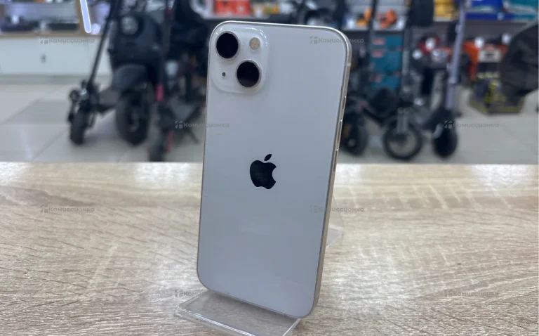 Apple iPhone 13 4/128 ГБ